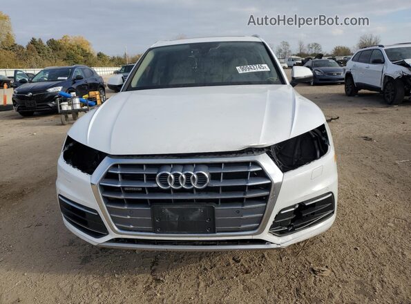 WA1ANAFY0L2020180 2020 AUDI Q5 White Widok z przodu