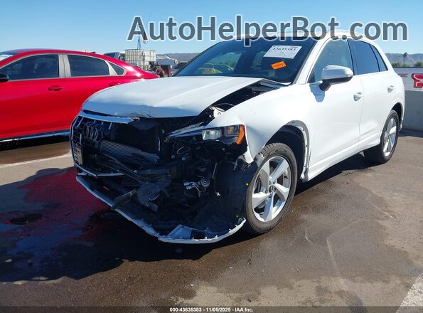 WA1AUCF37M1095744 2021 AUDI Q3 White Vista frontal