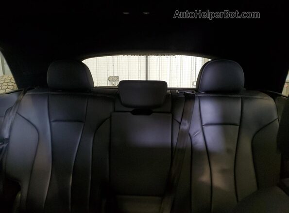 WA1AVAF11MD014655 2021 AUDI Q8 Black Rear seats view