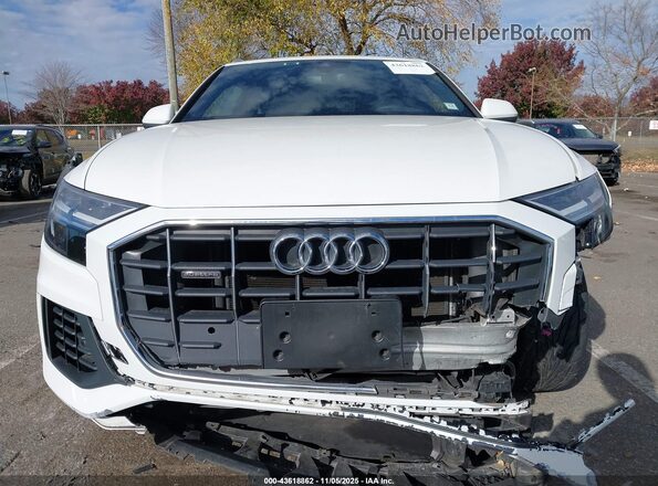 WA1AVAF19KD016764 2019 AUDI Q8 White ხელსაწყოთა პანელის ხედი