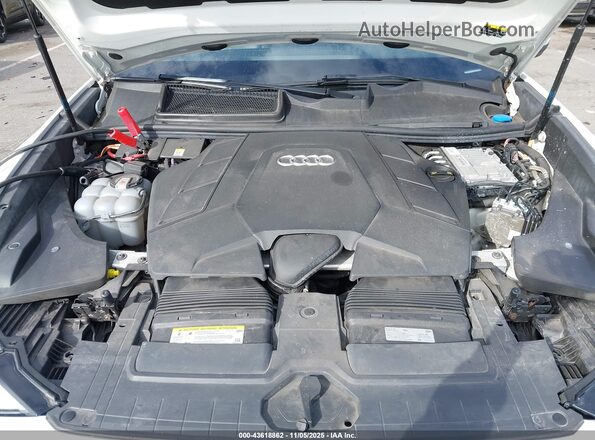 WA1AVAF19KD016764 2019 AUDI Q8 White უკანა ხედი