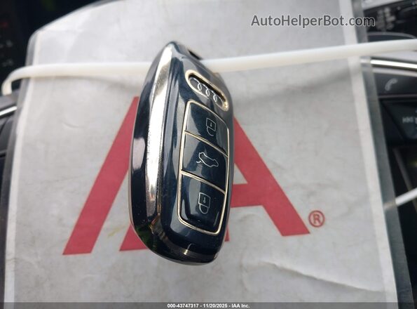 WA1AXAF79MD000064 2021 AUDI Q7 Silver Widok deski rozdzielczej
