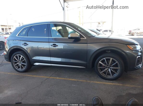 WA1B4AFY1N2135140 2022 AUDI SQ5 Gray Widok wnętrza z tyłu