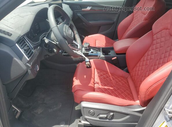 WA1B4AFY1R2115315 2024 AUDI SQ5 Silver Front interior view