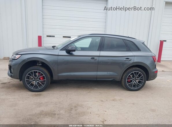 WA1B4AFY2S2054840 2025 AUDI SQ5 Gray Widok wnętrza 360 stopni
