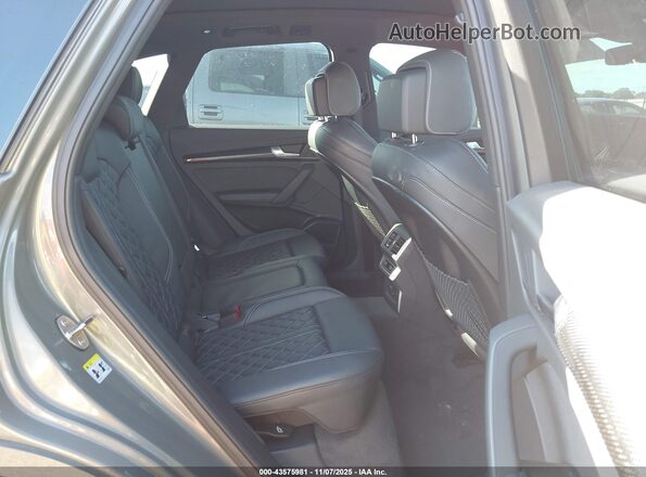 WA1B4AFY7P2078655 2023 AUDI SQ5 Gray Widok naklejki z numerem VIN
