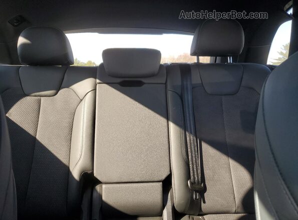 WA1B4AFY9P2020501 2023 AUDI SQ5 Gray Vista de los asientos traseros
