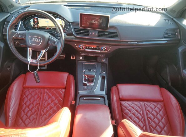 WA1B4AFYXK2029099 2019 AUDI SQ5 Blue Dashboard view