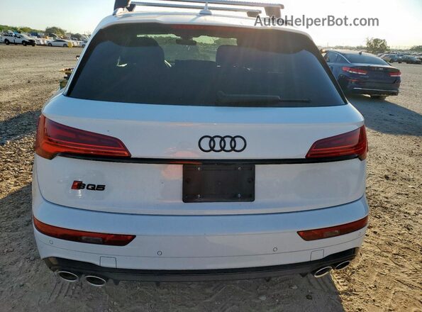 WA1B4AFYXR2022020 2024 AUDI SQ5 White Rear view