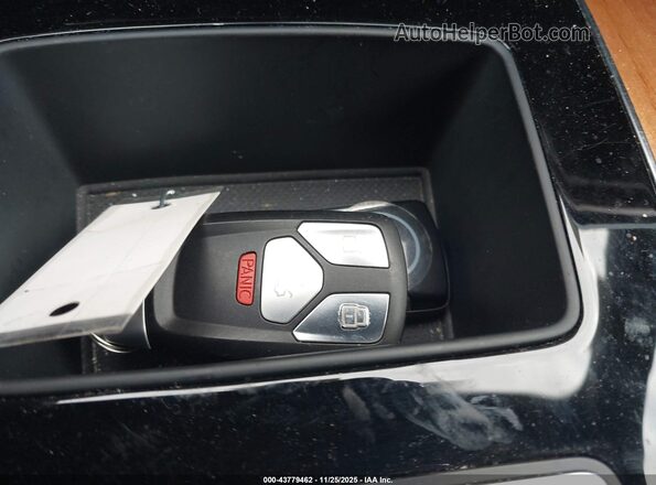 WA1BAAFY3M2025357 2021 AUDI Q5 Black Vista del salpicadero