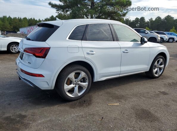 WA1BAAFY6M2022985 2021 AUDI Q5 White Rear right