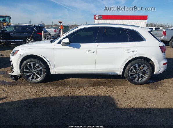 WA1BAAFY9M2017506 2021 AUDI Q5 White Панорамний вид салону 360°