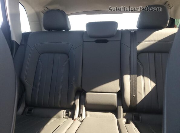 WA1BBAFY5R2022318 2024 AUDI Q5 Black Vista de los asientos traseros