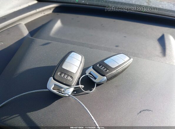 WA1BCBFZ1PP024708 2023 AUDI Q4 Черный Вид панели приборов