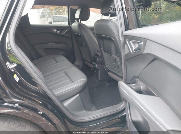 WA1BCBFZ2PP026600 2023 AUDI Q4 Black 