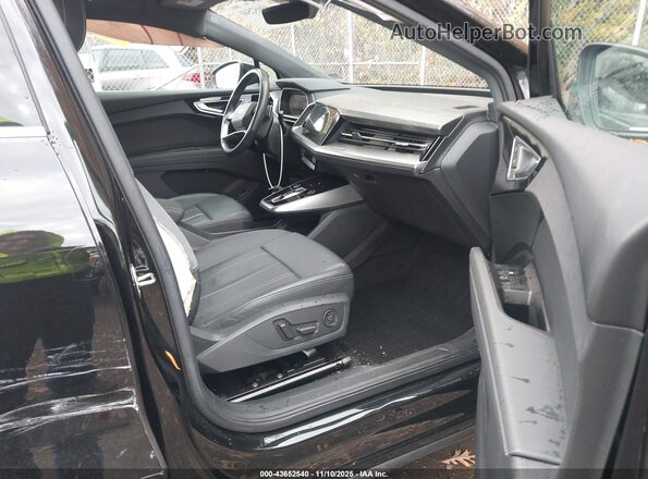 WA1BCBFZ2PP026600 2023 AUDI Q4 Black 
