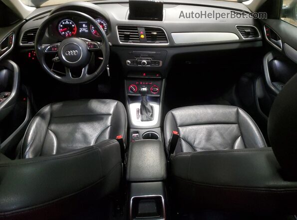 WA1BCCFS8HR004857 2017 AUDI Q3 Black Вид панелі приладів