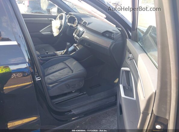 WA1BECF37K1069398 2019 AUDI Q3 Black 