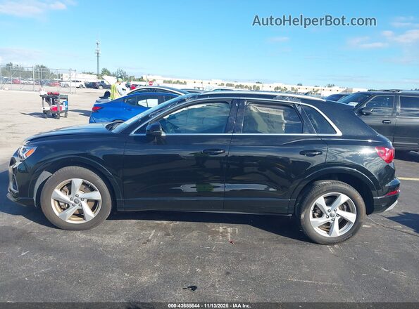 WA1BECF37K1069398 2019 AUDI Q3 Black 
