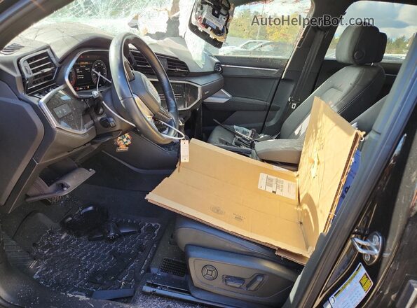 WA1BECF38K1069569 2019 AUDI Q3 Black წინა სალონის ხედი