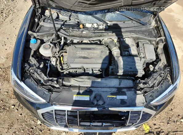 WA1BECF38K1069569 2019 AUDI Q3 Black ძრავის განყოფილების ხედი