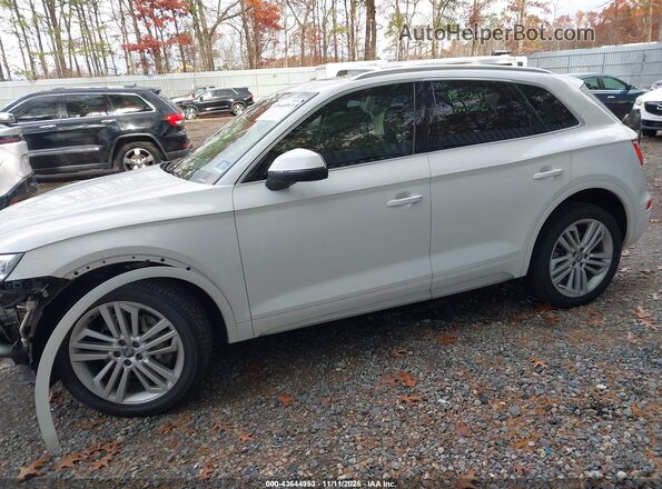 WA1BNAFY7L2016812 2020 AUDI Q5 White სალონის 360-გრადუსიანი ხედი
