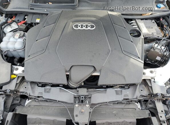 WA1BVAF1XLD000613 2020 AUDI Q8 White ძრავის განყოფილების ხედი