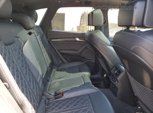 WA1C4AFY6M2001114 2021 AUDI SQ5 Gray Rear seats view