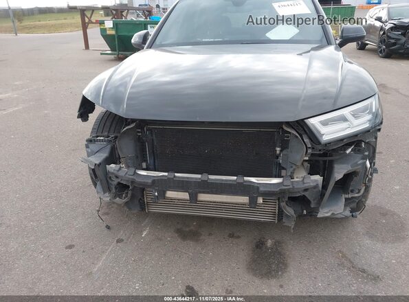 WA1C4AFY7K2120755 2019 AUDI SQ5 Black Front view
