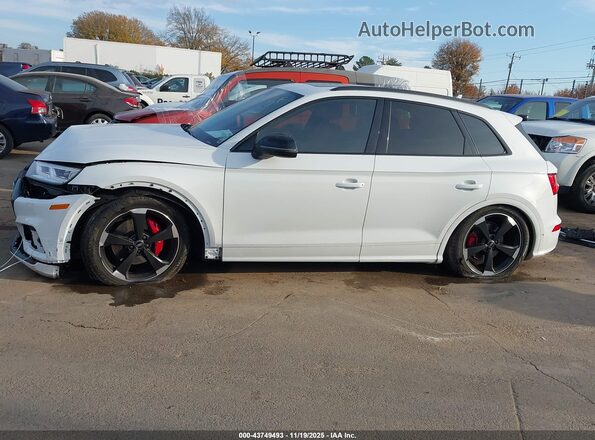 WA1C4AFY9K2005199 2019 AUDI SQ5 White Widok wnętrza 360 stopni