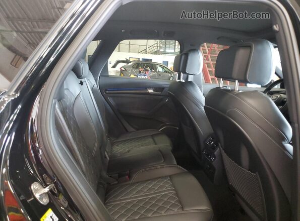 WA1C4AFYXP2038915 2023 AUDI SQ5 Black Widok wnętrza z tyłu