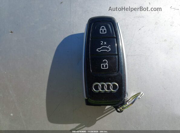 WA1CAAGE7RB033493 2024 AUDI Q8 E-TRON Black Widok deski rozdzielczej