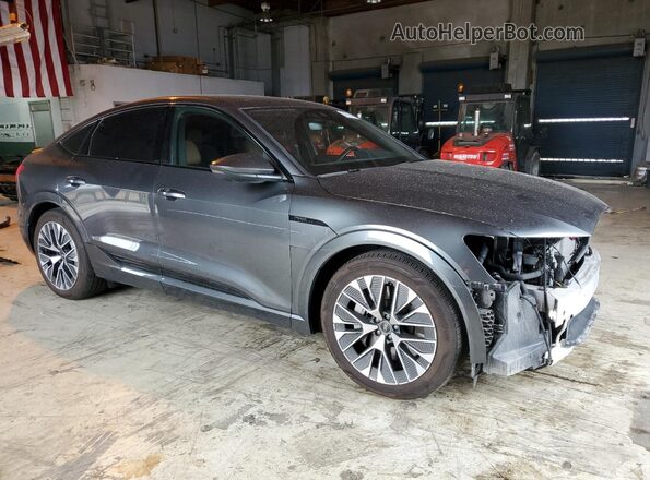 WA1CAAGE9RB040915 2024 AUDI Q8 Черный Передняя правая четверть