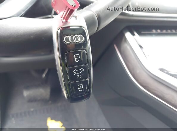 WA1CVAF13LD020156 2020 AUDI Q8 Gray Dashboard view