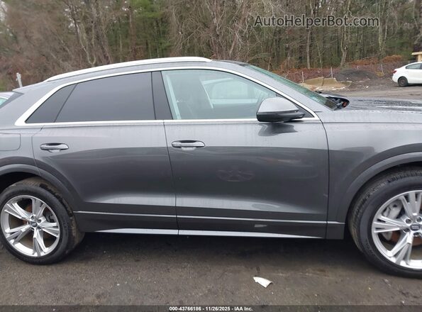 WA1CVAF13LD020156 2020 AUDI Q8 Gray Rear interior view