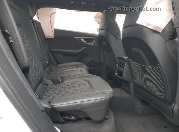 WA1CWBF15PD022810 2023 AUDI SQ8 White Vista interior trasera