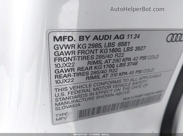 WA1CWBF19SD015691 2025 AUDI SQ8 White ძრავის განყოფილების ხედი