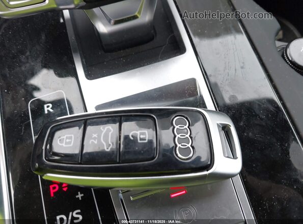 WA1CWBF19SD015691 2025 AUDI SQ8 White წინა პანელის ხედი