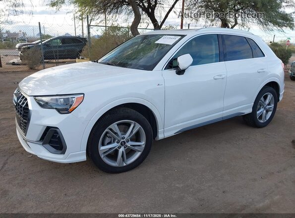 WA1DECF30N1007855 2022 AUDI Q3 White 