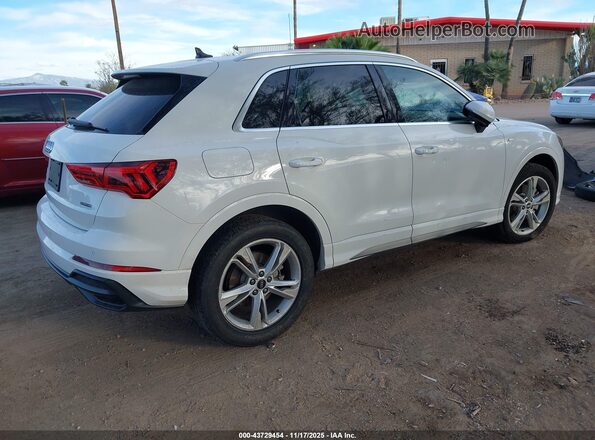 WA1DECF30N1007855 2022 AUDI Q3 White 