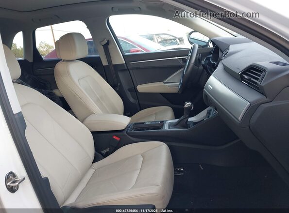 WA1DECF30N1007855 2022 AUDI Q3 White 