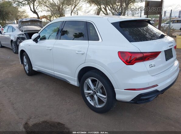 WA1DECF30N1007855 2022 AUDI Q3 White 
