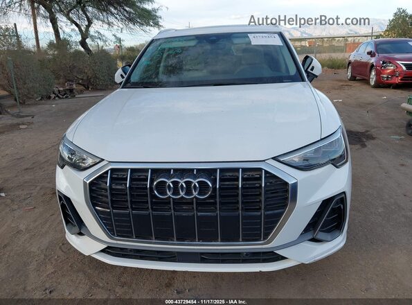 WA1DECF30N1007855 2022 AUDI Q3 White 