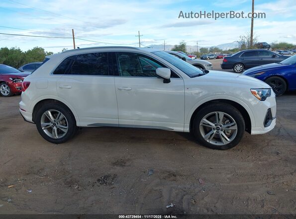 WA1DECF30N1007855 2022 AUDI Q3 White 