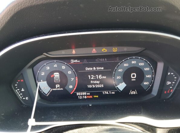 WA1DECF31M1049272 2021 AUDI Q3 Gray Vista del cuadro de instrumentos