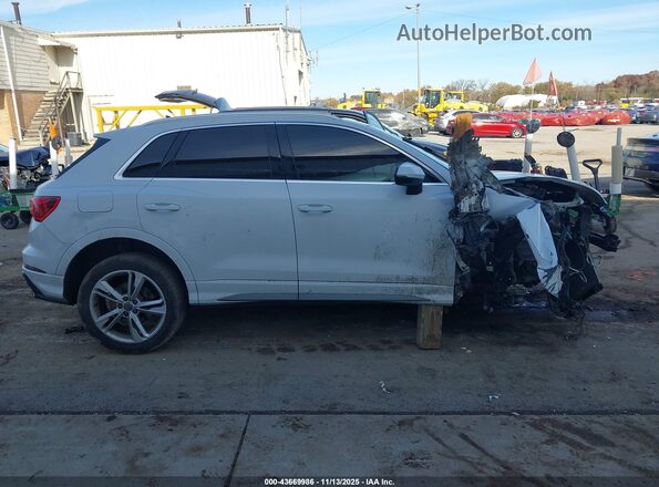 WA1DECF32M1013283 2021 AUDI Q3 White Vista interior de 360 grados
