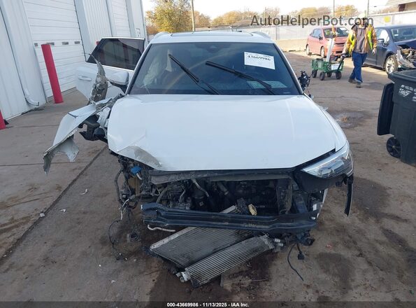 WA1DECF32M1013283 2021 AUDI Q3 White Vista interior trasera