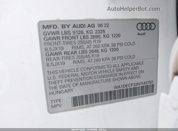 WA1DECF33N1143753 2022 AUDI Q3 White ძრავის განყოფილების ხედი