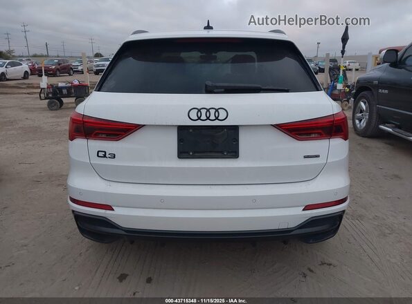 WA1DECF33N1143753 2022 AUDI Q3 White 