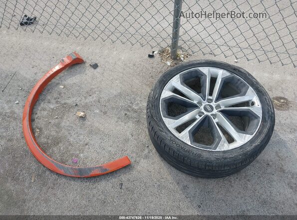 WA1DECF35M1143428 2021 AUDI Q3 Orange Widok zestawu wskaźników